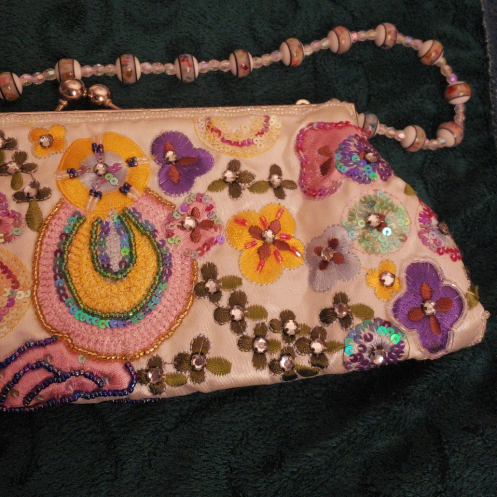 Vintage Beaded Clutch - Picture 6 of 8